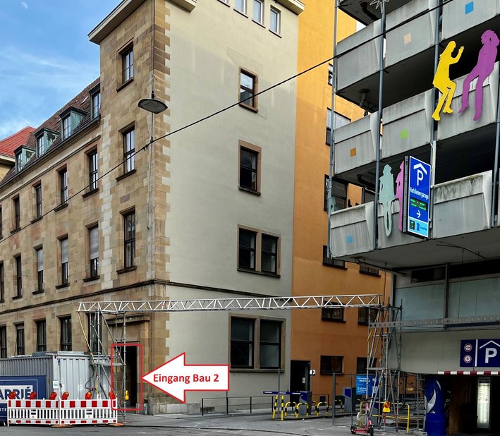 Eingang Bau 2 über Schellingstraße