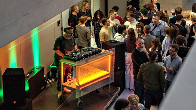 Eröffnung der BEST OF 2024 Ausstellung mit DJ und Gästen